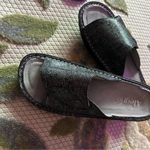 ALEGRIA LEATHER SIZE 41/11 EXCELLENT USED CONDITION!!